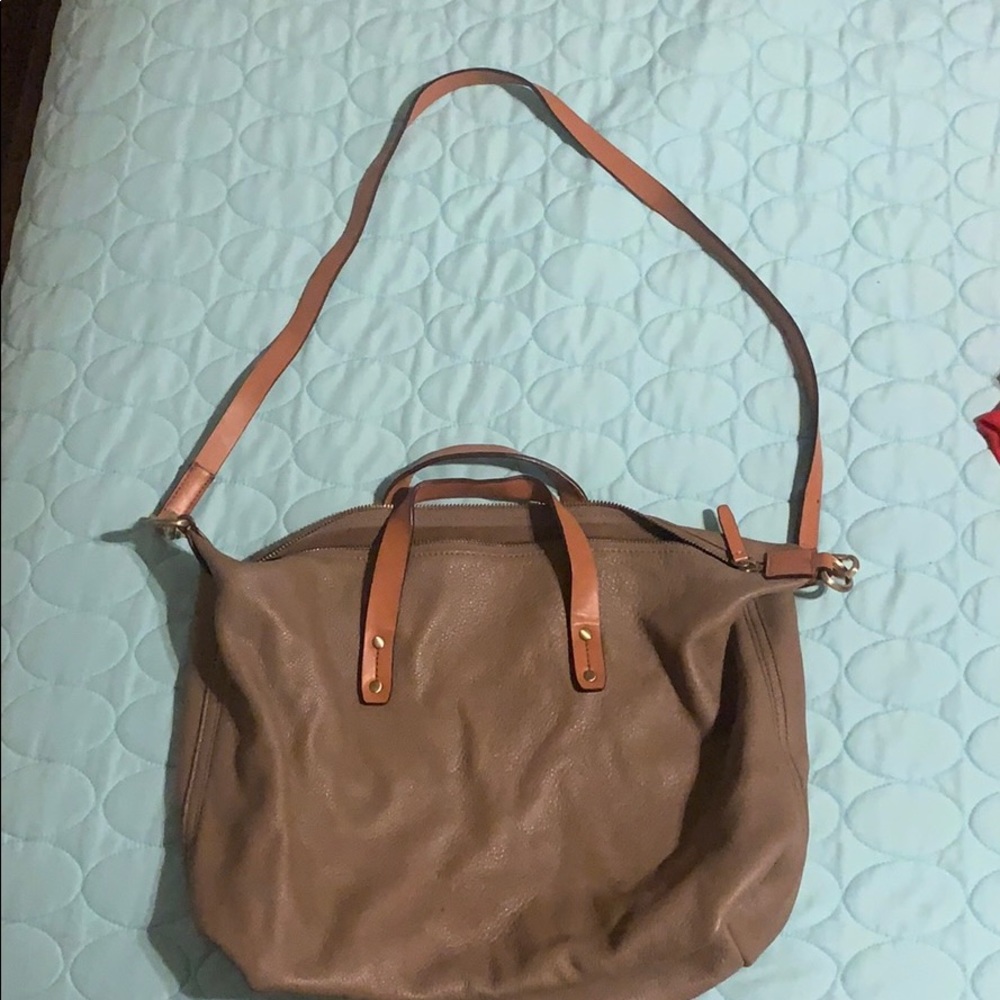 Gap genuine leather crossbody purse